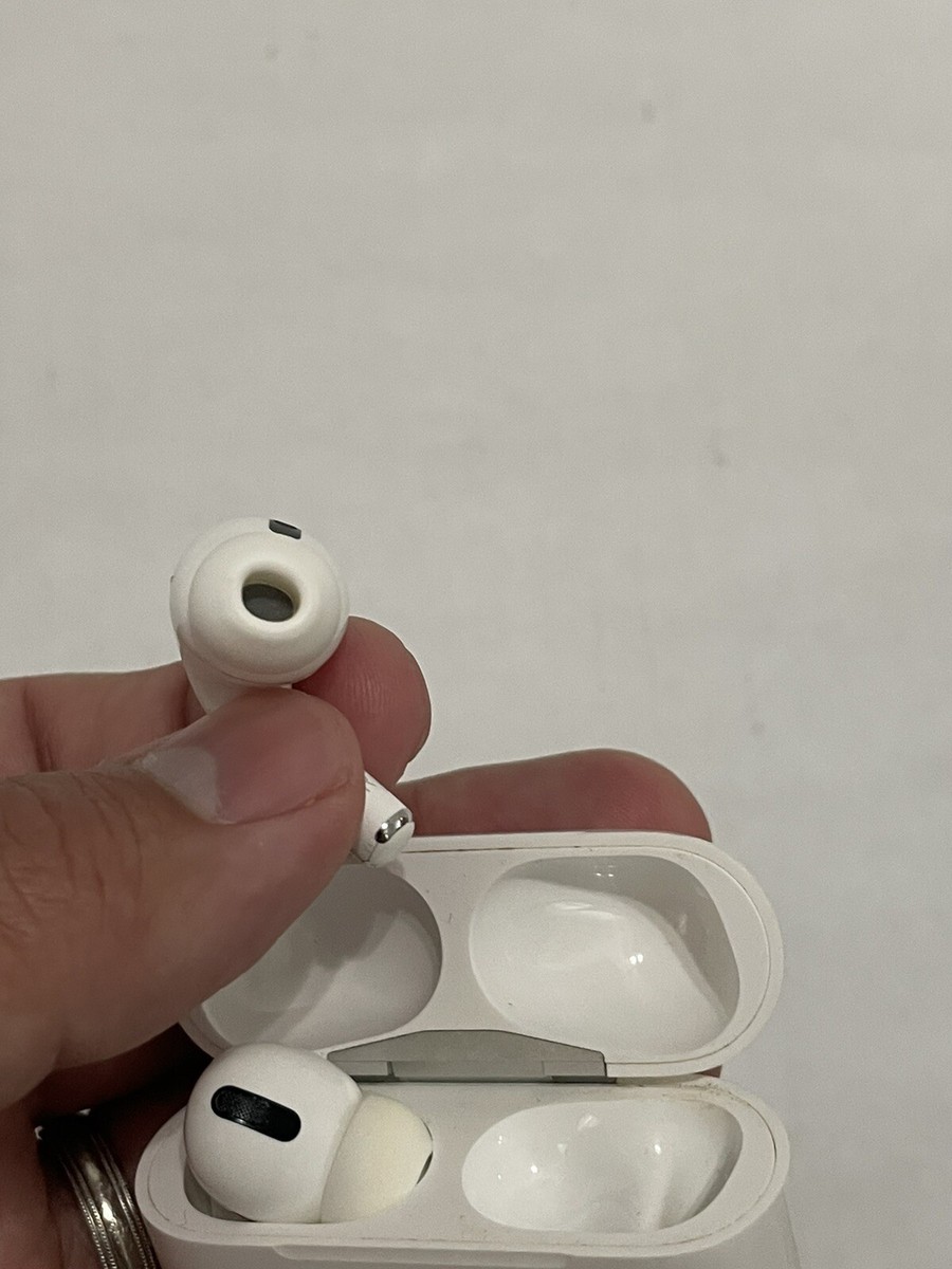 Apple AirPods Pro 1st Gen with Magsafe Charging Case A2083 A2084
