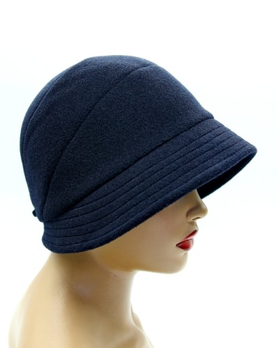 Women's Blue Cloche Hat – Elegant 1920s Flapper Style, Timeless & Stylish - Picture 2 of 9