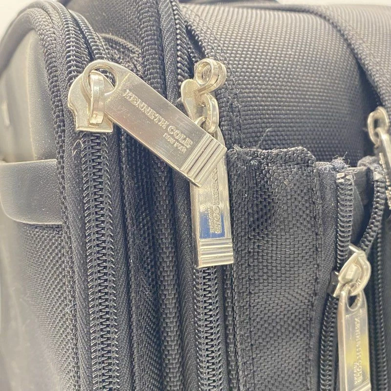 Kenneth Cole Black Nylon Briefcase - Image 4 of 4