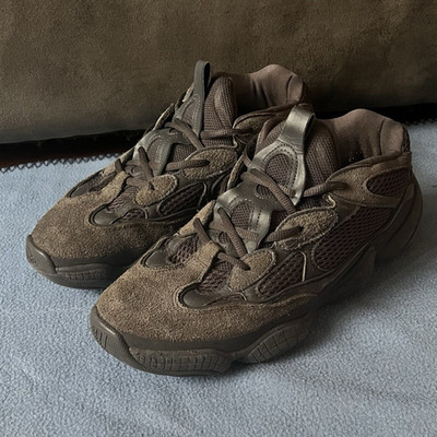 Yeezy Brown Athletic Shoes Adidas Yeezy Boost 350 V2 Sneakers | Brown | FARFETCH main image 2