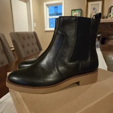 NIB Lucky Brand Ressy Black Vintage Leather Chelsea Ankle Boots 9½M
