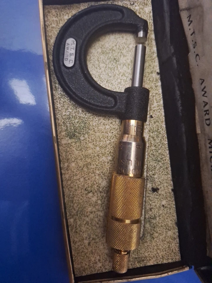 МИКРОМЕТР НАГРАДНОЙ ЗОЛОТОЙ ИНСТРУМЕНТ CHRYSLER MOTOR CORP MASTER TECHNICIAN - Изображение 2 из 2