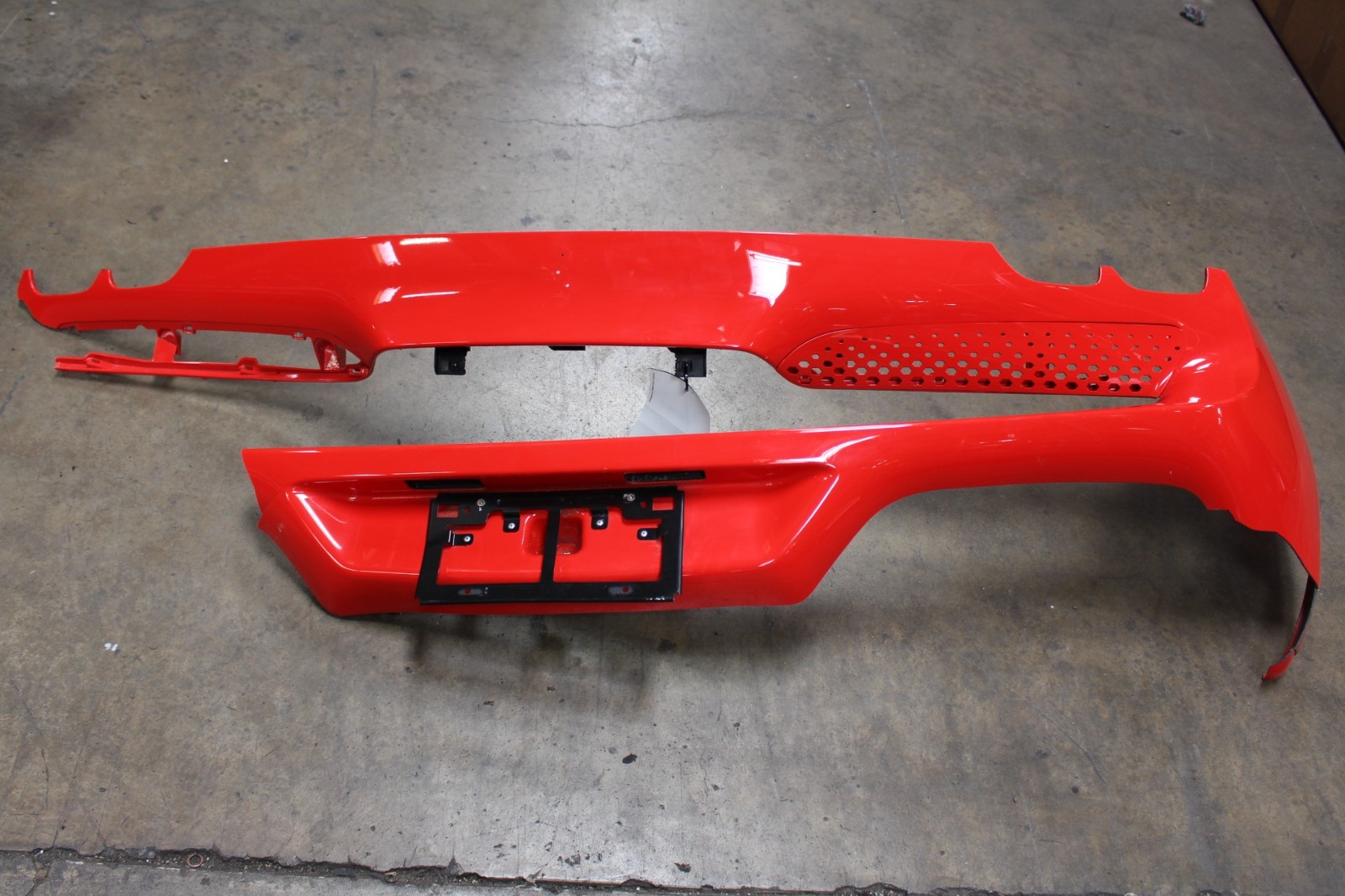 Ferrari 296 GTB, Rear Bumper Cover, Dmg LH/RH Side, Used, P/N 985984466