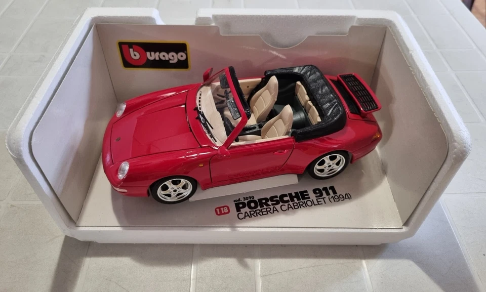For sale Bburago 993 Cabriolet Red 1994 1 18 - Immagine 2 di 4