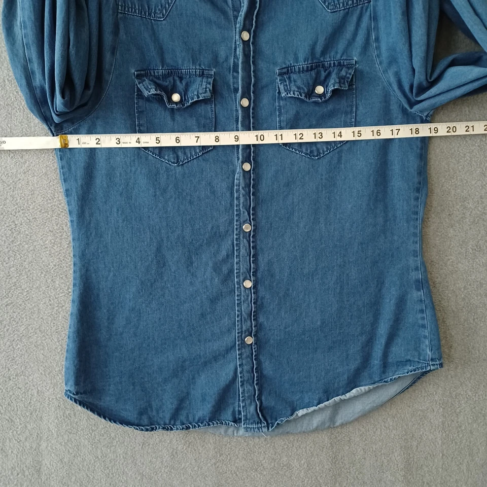 Torn By Ronny Kobo Shirt Womens Large Blue Chambray Western Pearl Snap Shirt - Image 4 of 4
