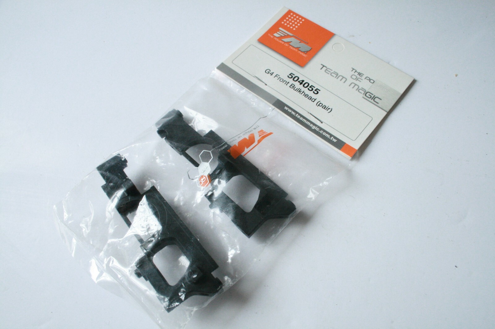 Team Magic G4 Front Bulkhead - 504055