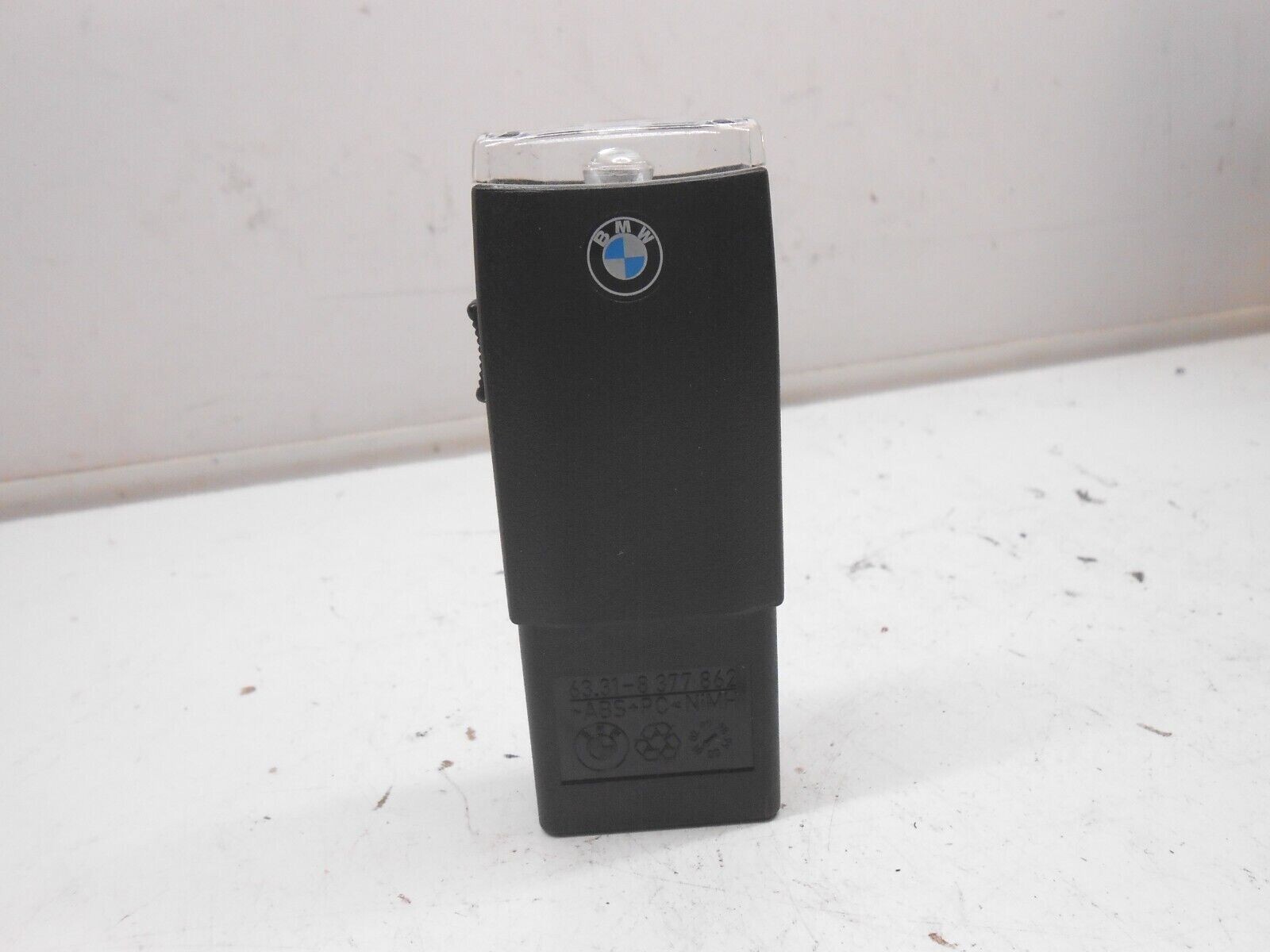 BMW 3, 5, 6, 7 Series Glove Box Flash Recharge OEM 63318377862 