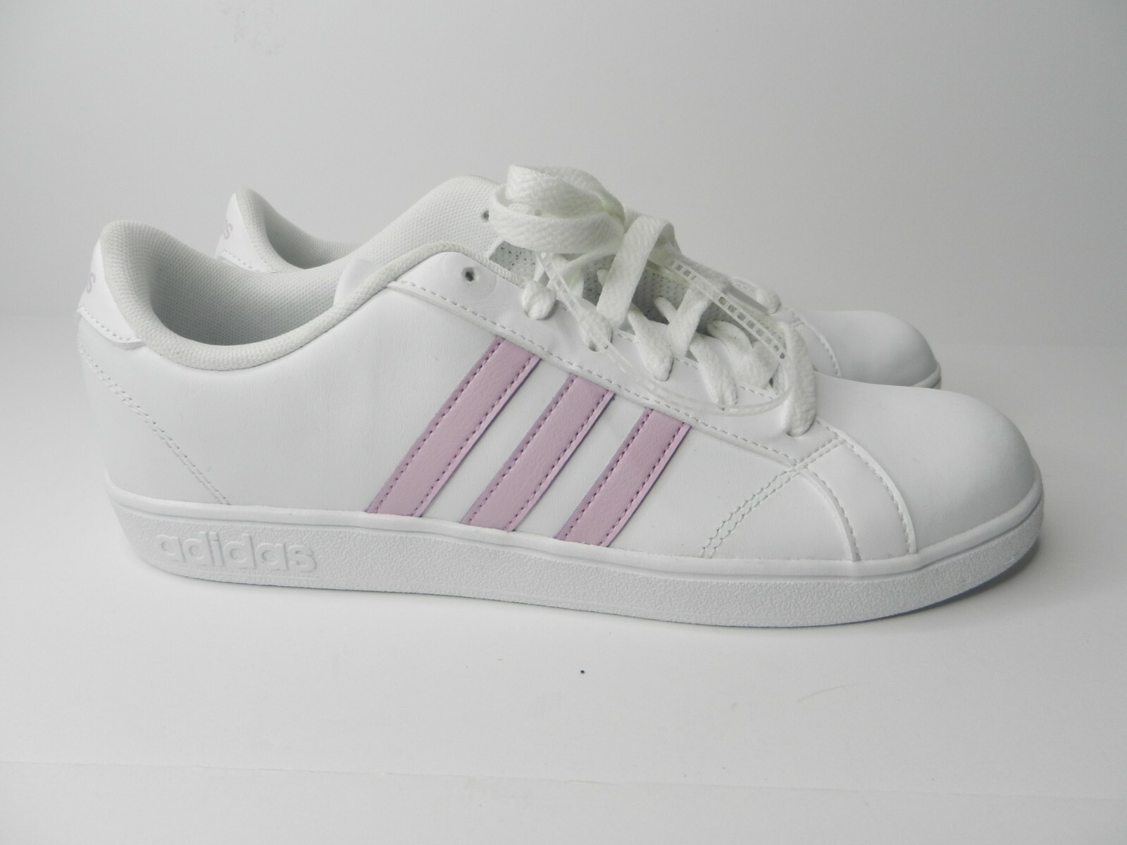 adidas women's baseline fashion sneaker