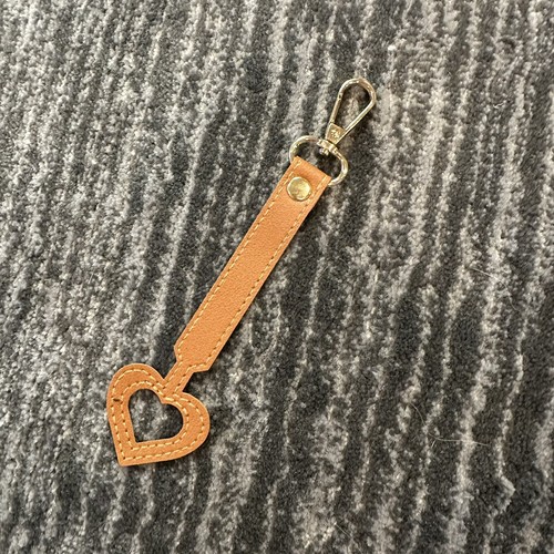 Heart Bag Charm Sunglass Clip Faux Leather Charm Purse Small Holder Gift For Her - Picture 4 of 8