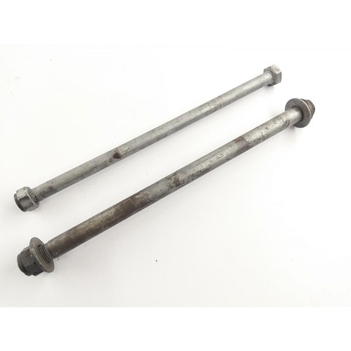 BMW F 650 GS R13 [2001] - Hinterachse und Schwingenachse