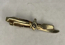 VTG Freemason Tie Clip Bar Knife & Fork Degree Gold Tone Masonic Lodge Shriners