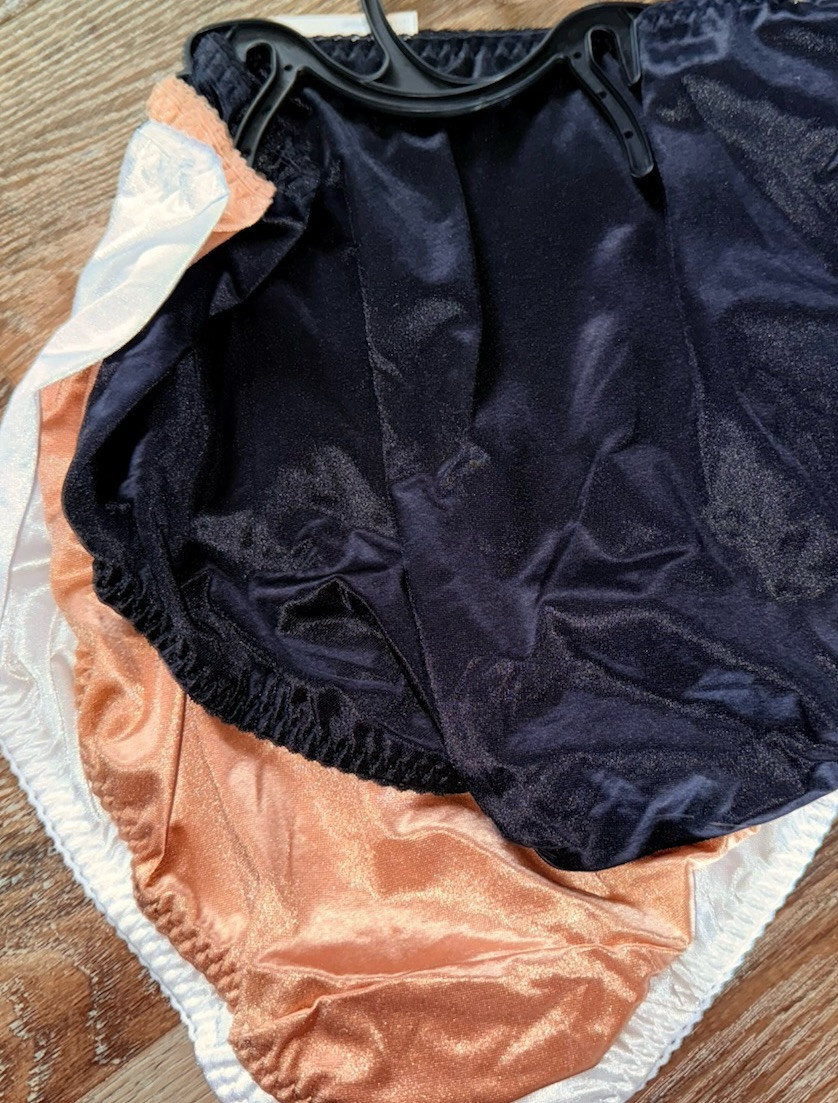 Vanity Fair Radiant Womens Hi-Cut Underwear Panties 3-Pair Nylon Blend (C) ~ 3XL