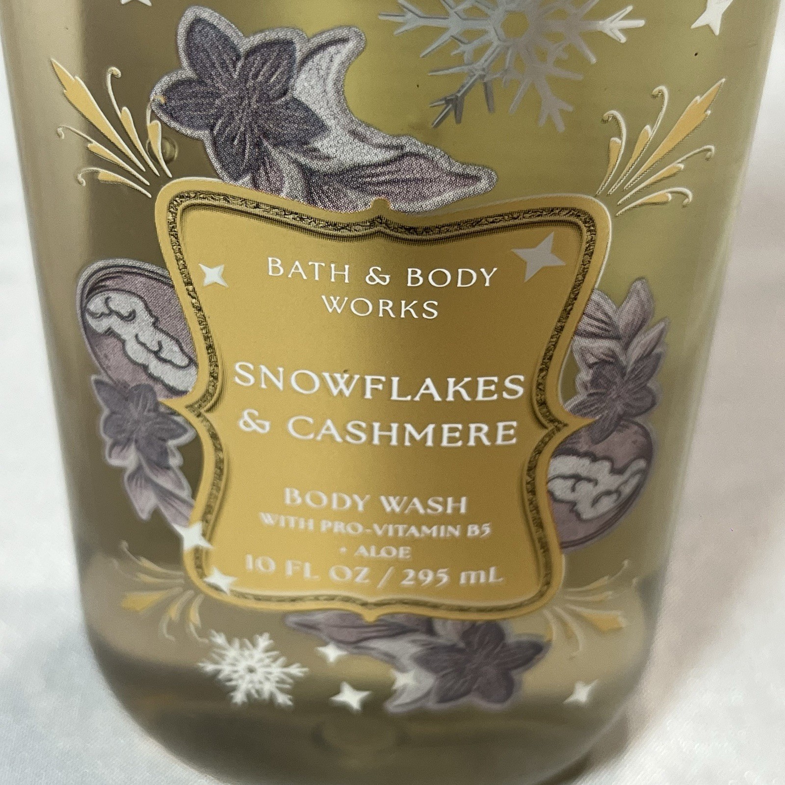 New! Bath & Body Works Snowflake & Cashmere Body Wash 10oz Shower Gel Soap NWT