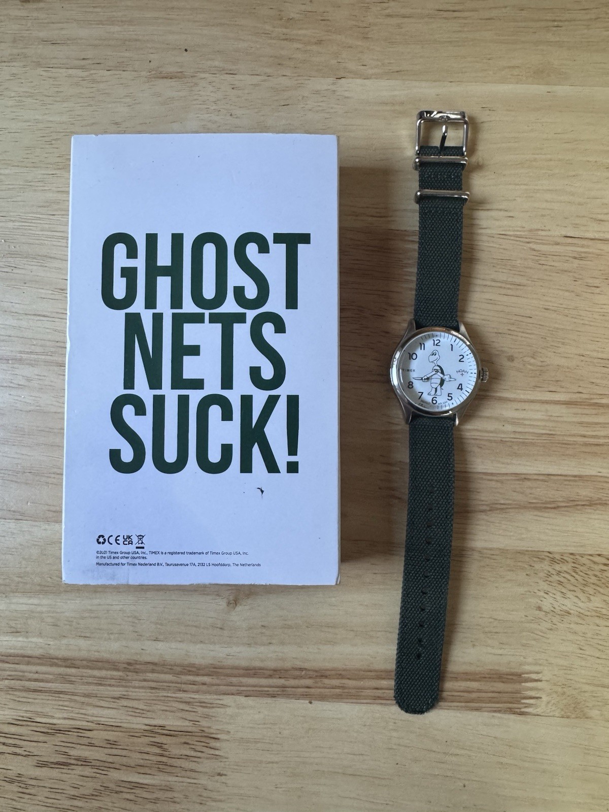 Reloj de succión Noah X Timex Ghost Nets verde con caja