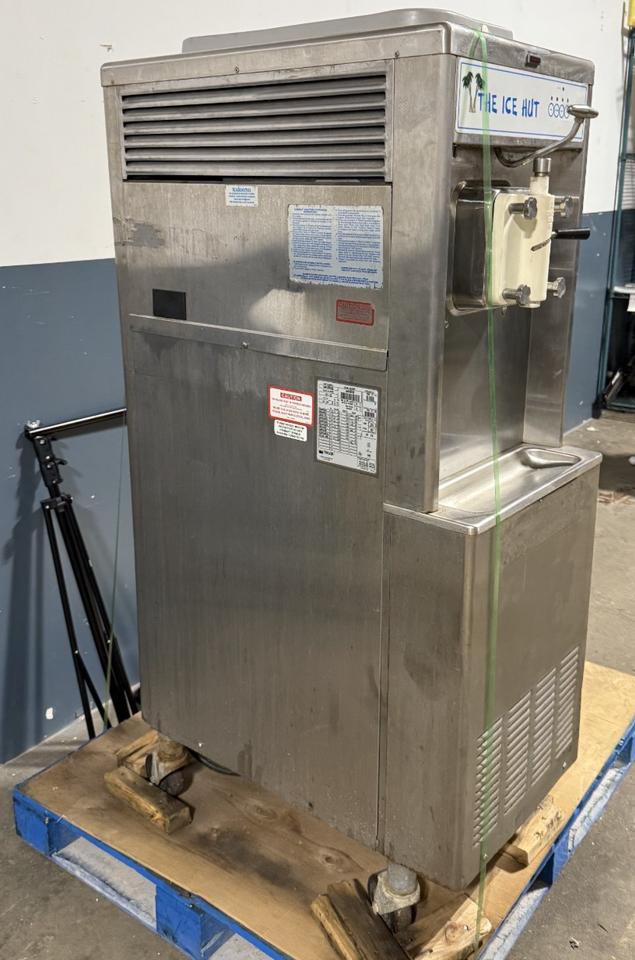 Tyler Ice Machine Taylor 441-33 Soft Serve Ice Cream Machine Air Cooled Commercial