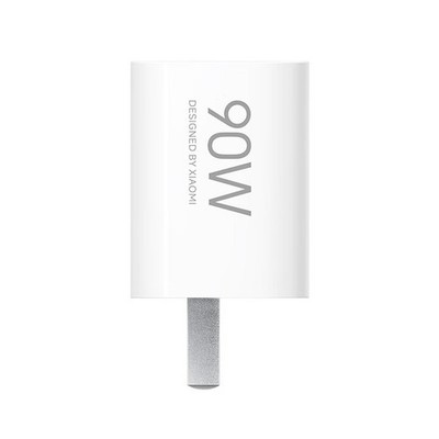 Xiaomi 15 ホワイト 本体 充電器・ケース付き 1時間以内にフル充電できる90Wの急速充電器が付属する「Xiaomi 15」の