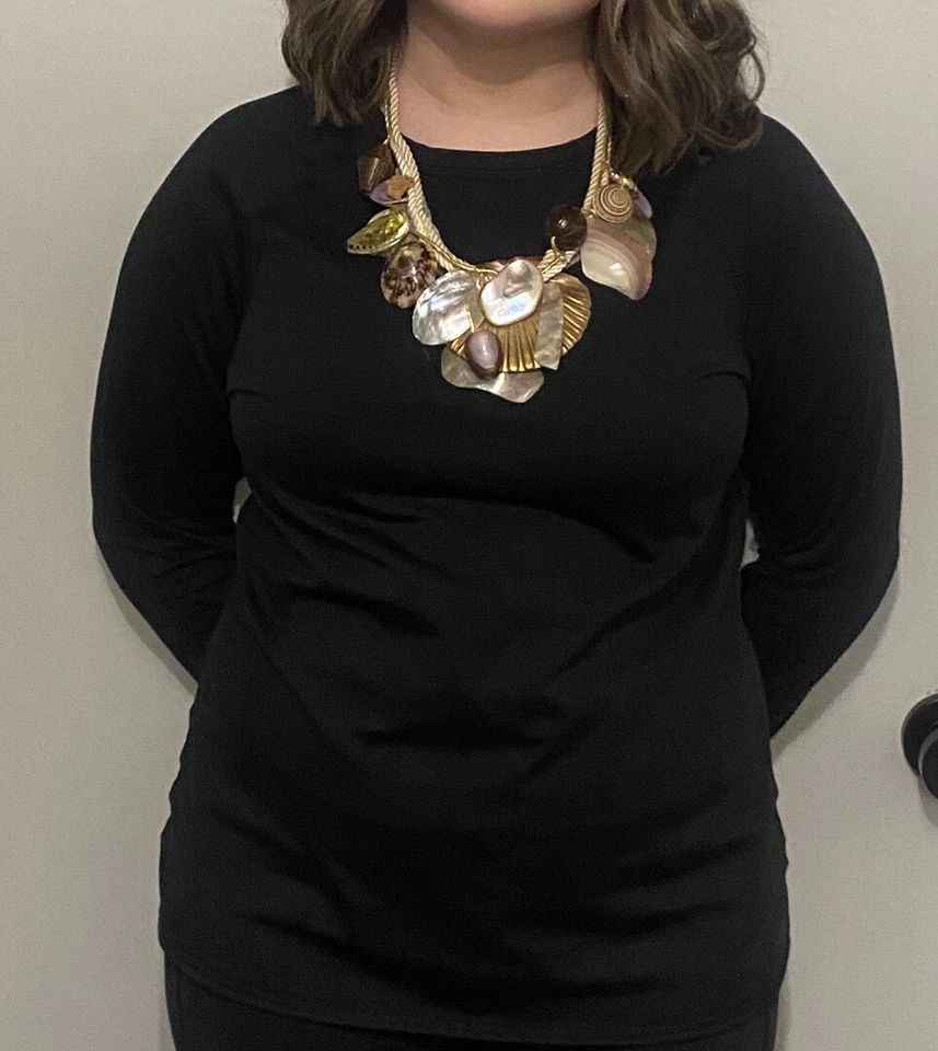 Vintage Necklace By Celebrity Designer Peggy Graham, Handmade w/Seashells - Image 2 of 4