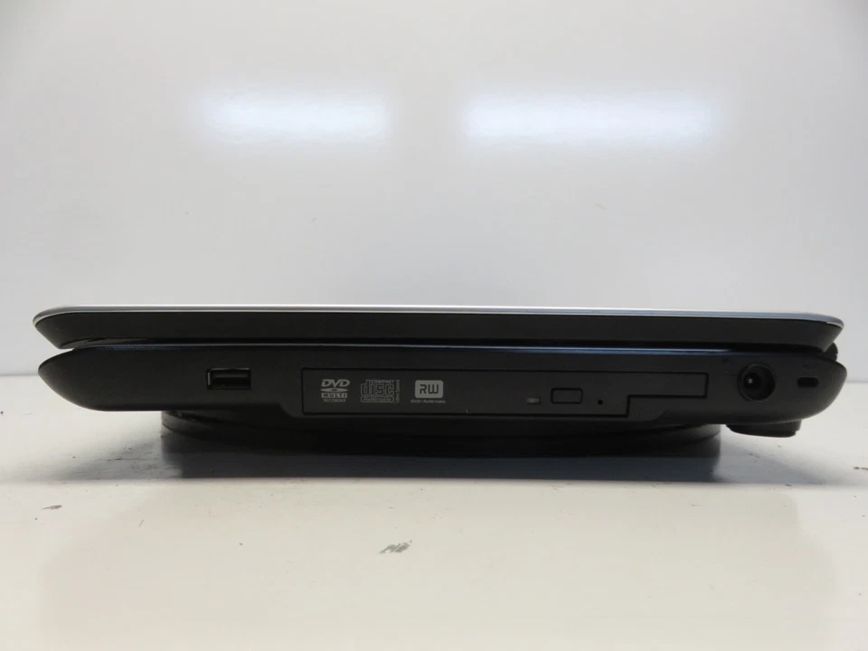 Notebook PC HP 2000 AMD E-300 APU 1,3 GHz 4 GB SIN DISCO DURO sin batería Foto 3 de 4