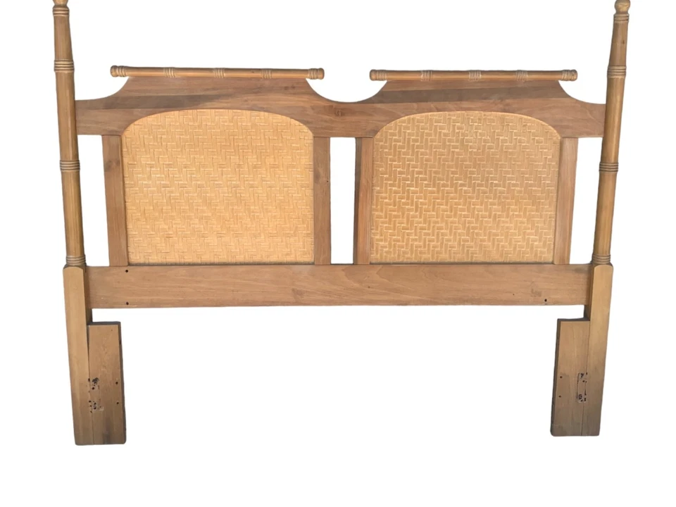 Cabecero Mid Century Imitación Bambú Arce Tejido Caña Dividida Paneles Tamaño Queen Foto 2 de 4