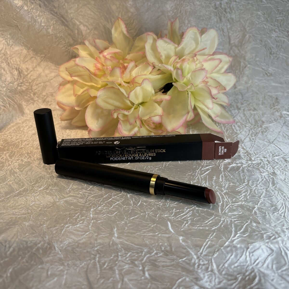 Mac Powder Kiss Velvet Blur Slim Stick Lipstick ~ 884 Nutmeg 
