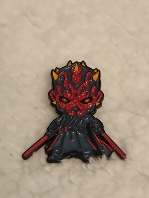 Star Wars Sith Lord Darth Maul 2 Säbel Pin Anstecker - UK Verkäufer