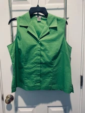 Womans Sleveless Button down with Collar, L