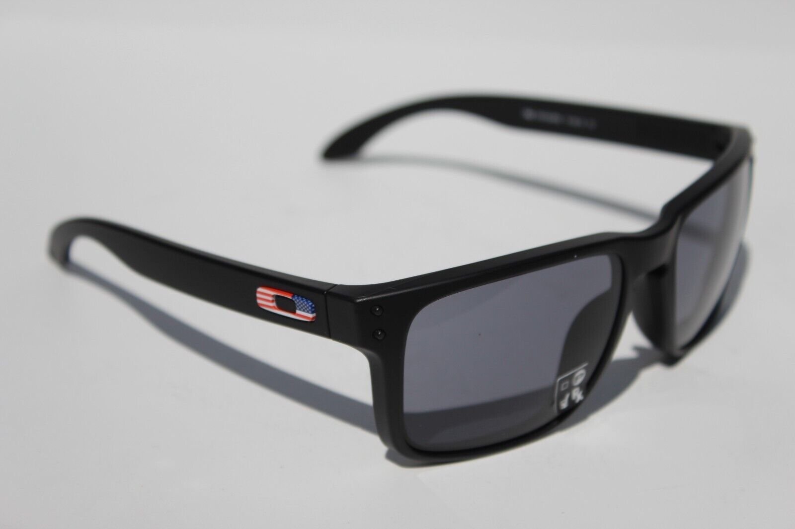 OAKLEY Holbrook Sunglasses Matte Black/Prizm SI USA FLAG RARE NEW  OO9102-T755