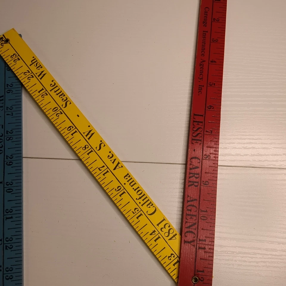 Memorabilia publicitaria de palo de patio de regla plegable vintage Foto 3 de 3