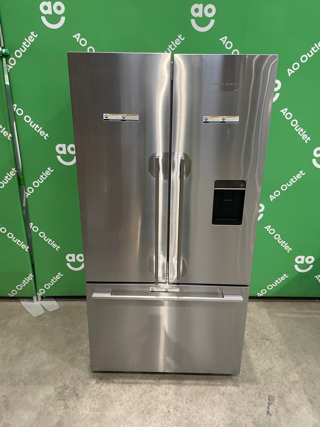 Fisher & Paykel American Fridge Freezer Frost Free St/Steel RF540ADUX6 #LF116953