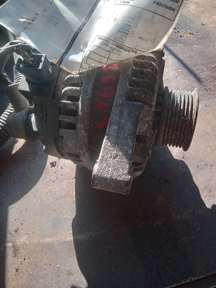 Used Alternator fits: 2012 Acura Tsx 2.4 Grade A Foto 2 de 4