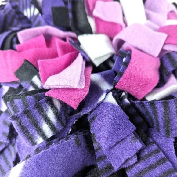 NEW Dog/Cat Snuffle Mat - Shades of Purple #50 - Image 2 of 3