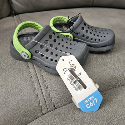Crocs Classic Clog Unisex Kids Gray/Green Slip-On Round Toe Sandals C6/7
