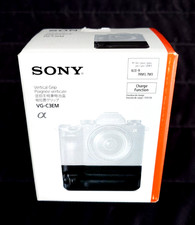 Genuine Sony VG-C3EM Vertical Grip for A9 A7R III A7 III Opened Never Used