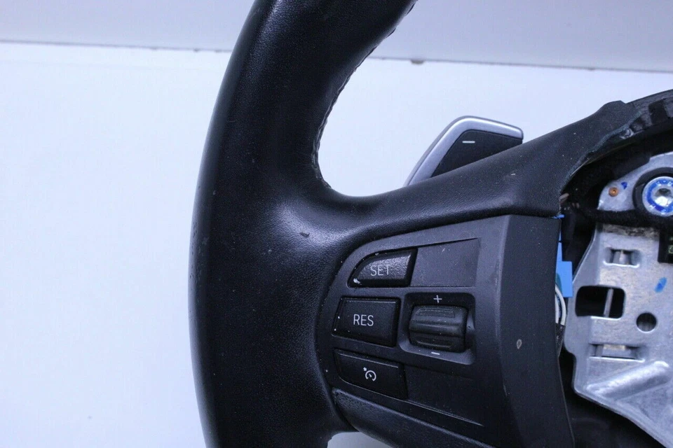 Volante BMW X3 2011-2015 M-Sport cambio de paleta OEM usado Foto 3 de 4