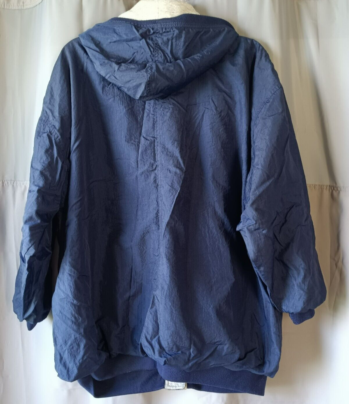 Vintage Basic Editions Windbreaker Jacket 90s Rev… - image 9