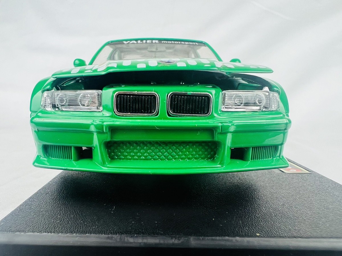 Burago 1:24 BMW M3 1993 Tic Tac Green Diecast 1993 Car -DAMAGED