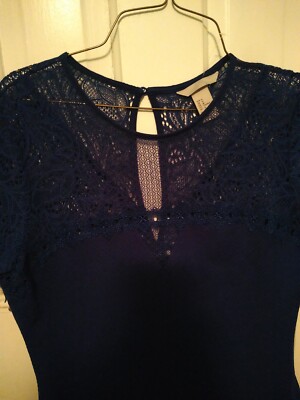 H&M women's royal blue knit short sleeve top with lace on top size M NWOT dressy