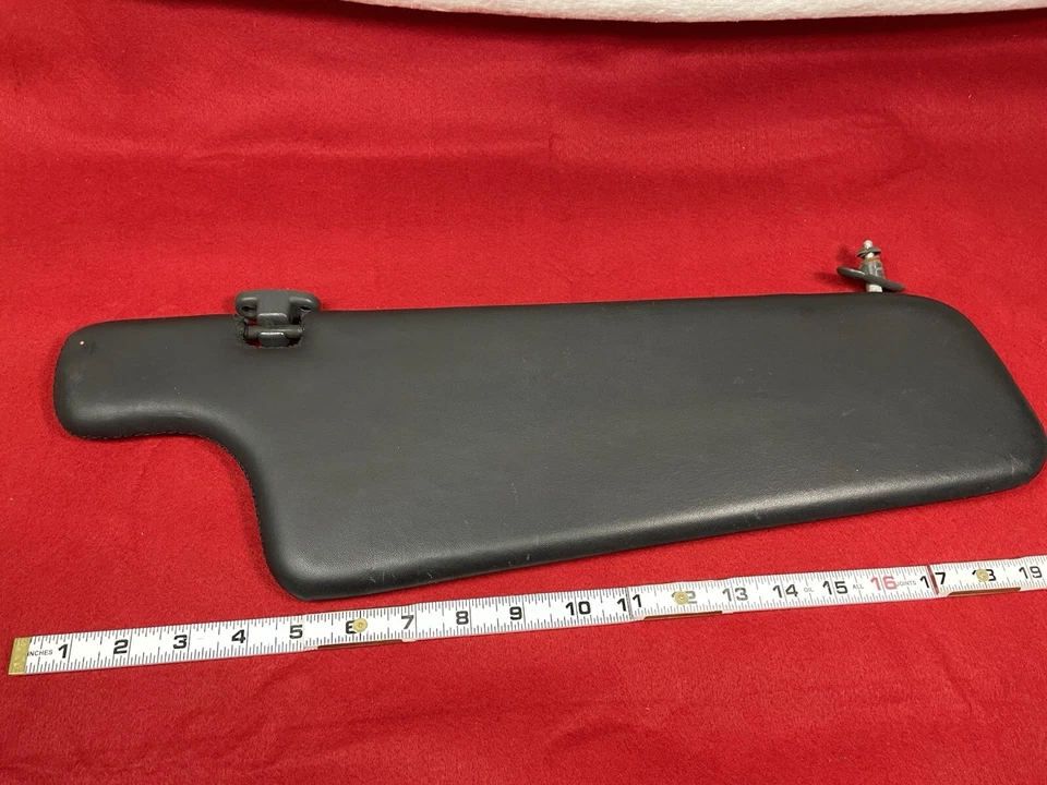 DRIVER BMW E24 635CSI M6 633CSI Parasol Negro Garantizado ¡OEM! Foto 2 de 4