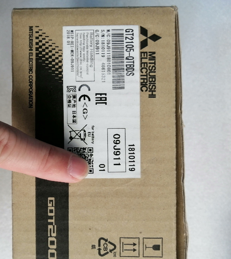 GT2105-QTBDS その他 MITSUBISHI GT2105-QTBD 三菱 グラフィック