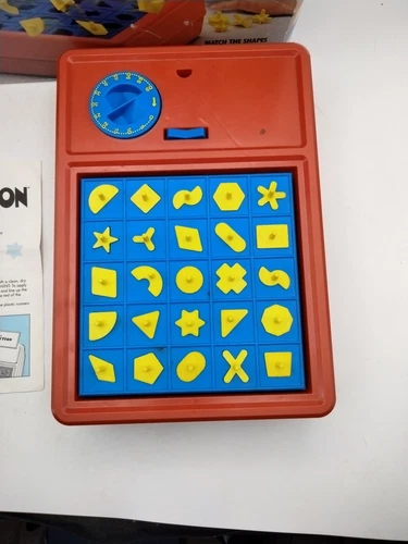 Vintage Perfection Game Milton Bradley MB Board Game Retro 100% COMPLETE