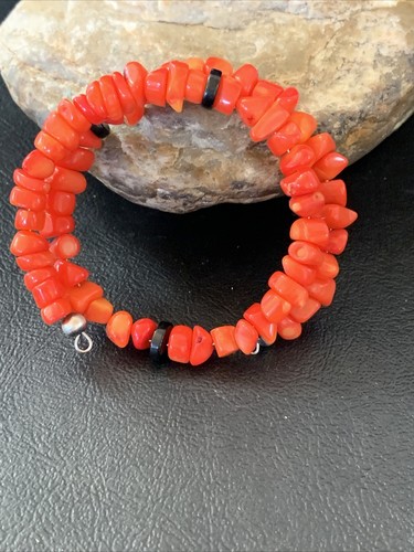 Brazalete de cuentas de ónix coral de acero inoxidable con alambre de memoria de plata de ley 01955 - Imagen 10 de 12