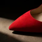 Women's Classic Pointed Toe Pumps image 3