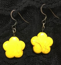 Yellow Howlite Charm Flower Drop Earrings