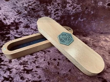 Dungeons & Dragons Magnetic Dice Vault Dice Box