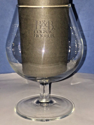 B & B Cognac Liqueur snifter