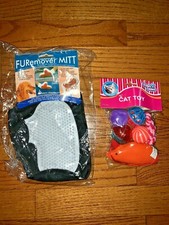 NIP Furemover Mitt Cat Toys Lot Fake MOUSE  BALLS Cat Nip Fill BRAND NEW   tw11j
