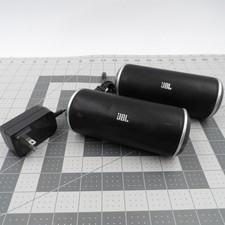 JBL Flip Portable Bluetooth Speaker Black 1st Gen Tested Lot Of 2 w/ 1 Charger