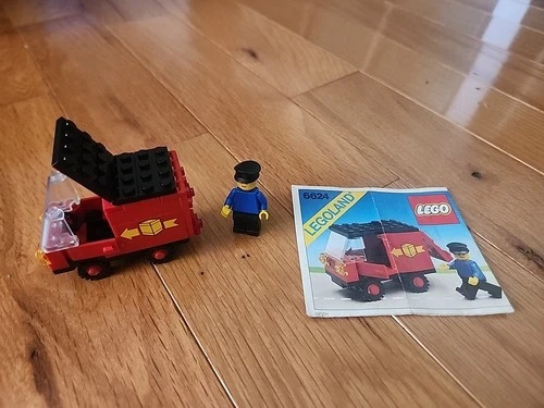 Vintage 1983 Lego Set 6624 Town Cargo Delivery Van Complete with Instructions