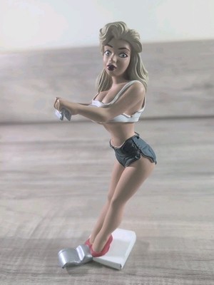 Bottoms Up R. Demars Ganz Girl Lady Vintage Beer Can Holder VINTAGE