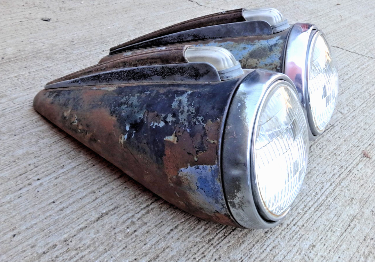 1941 1942 Chevy Truck HEADLIGHT ASSEMBLIES Original GM Guide pair 1946 GMC